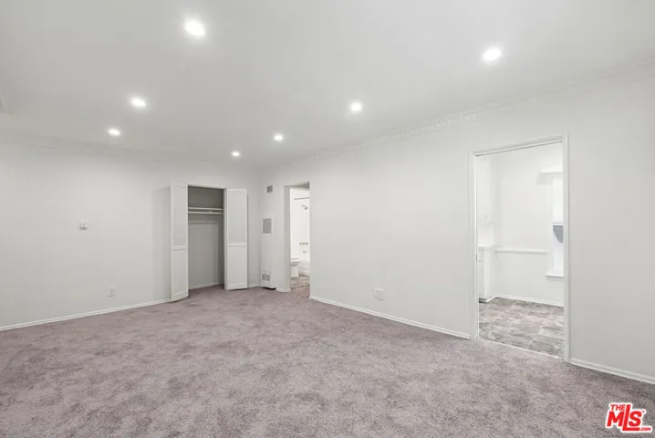 1227 N Harper Avenue 8, West Hollywood, California 90046