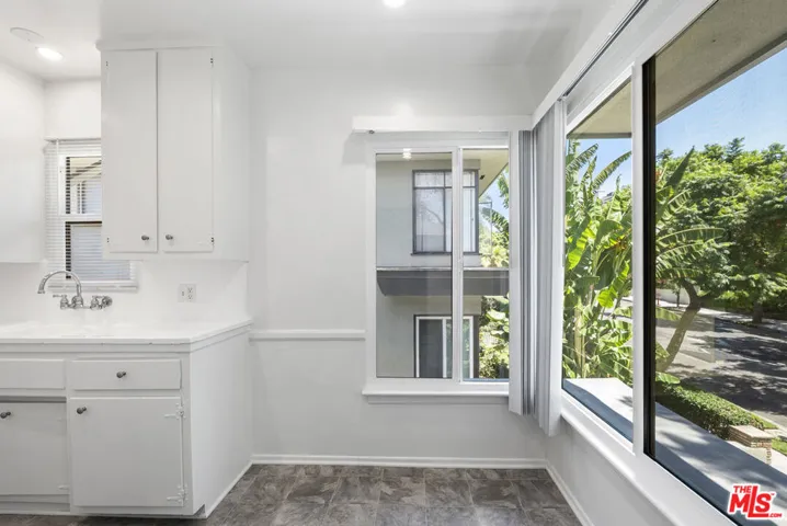 1227 N Harper Avenue 8, West Hollywood, California 90046