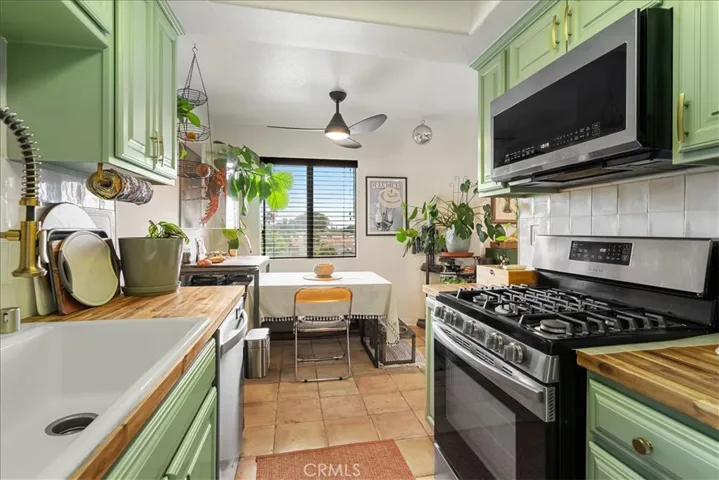 1509 Stanley 304, Long Beach, California 90804