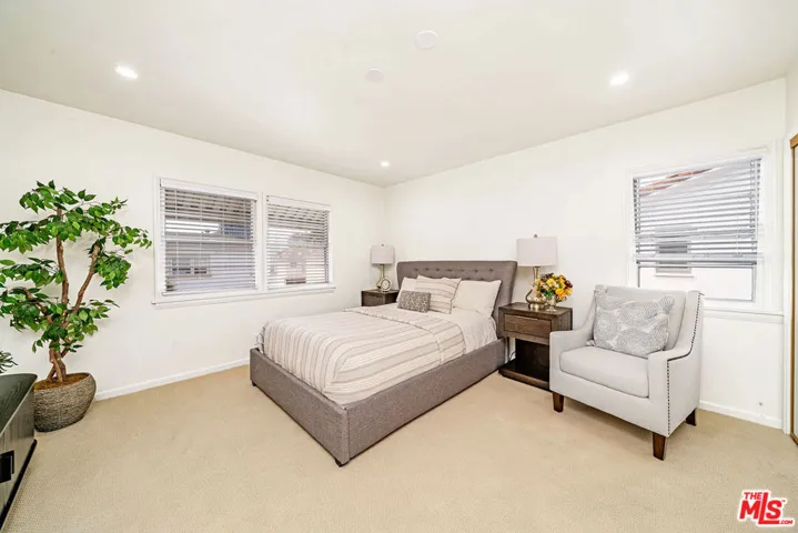 820 Alandele Avenue, Los Angeles, California 90036