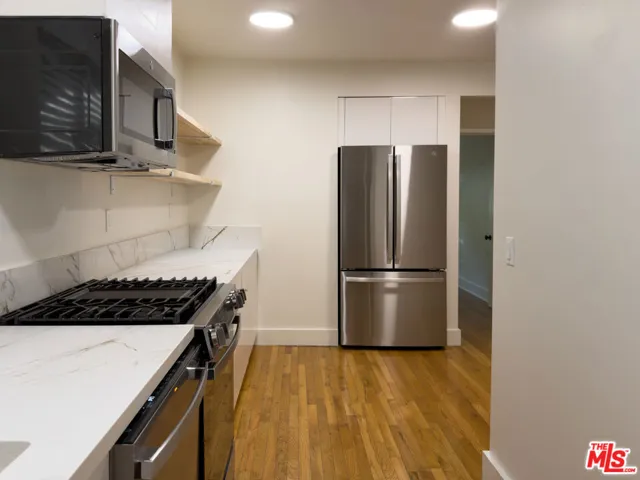1947 Clinton Street 700, Los Angeles, California 90026