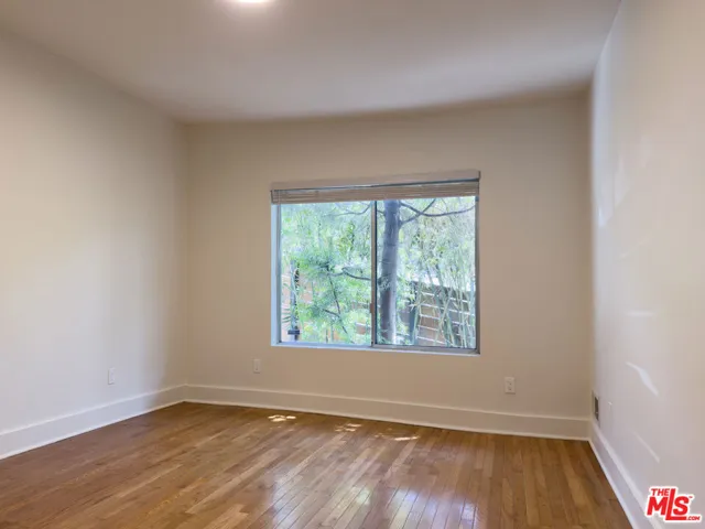 1947 Clinton Street 700, Los Angeles, California 90026