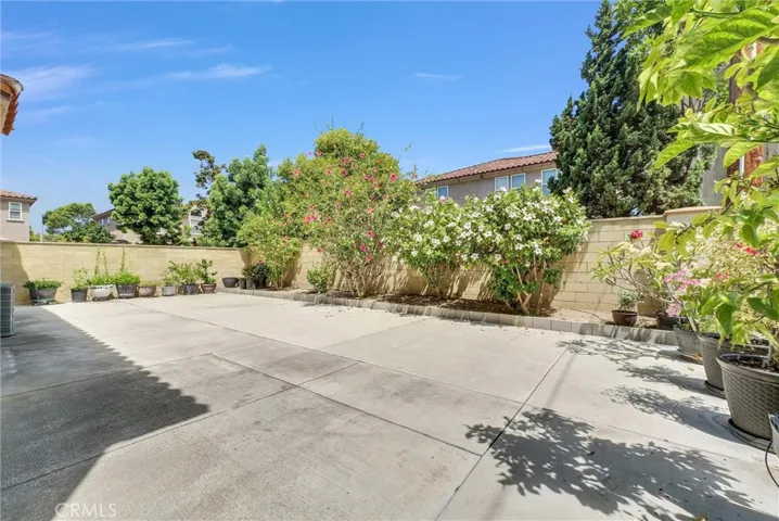 3401 W Lincoln Way, Santa Ana, California 92703