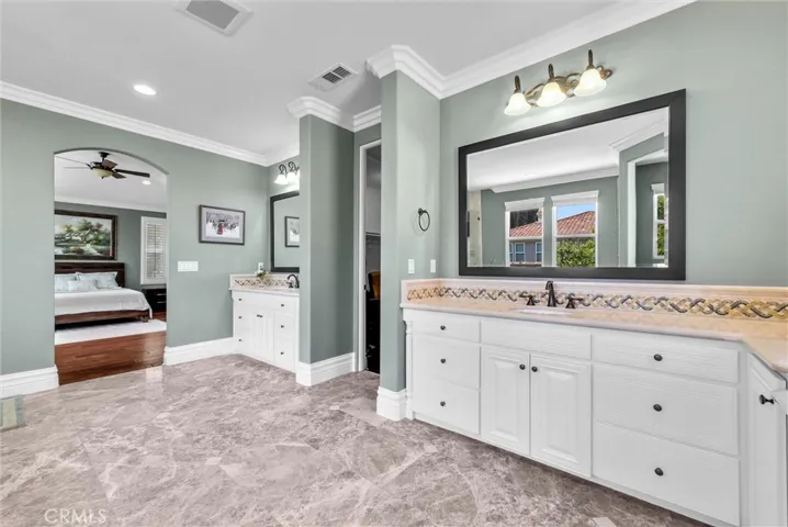 3401 W Lincoln Way, Santa Ana, California 92703
