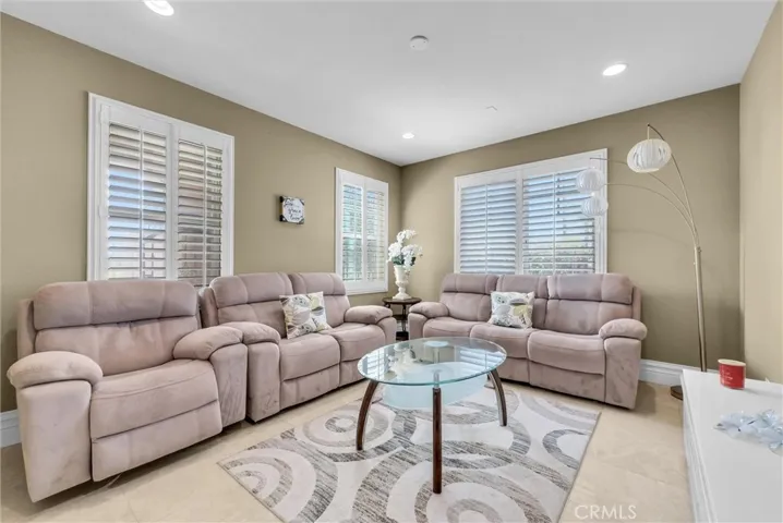 3401 W Lincoln Way, Santa Ana, California 92703