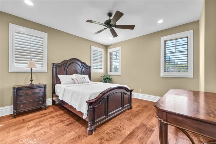 3401 W Lincoln Way, Santa Ana, California 92703