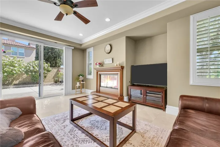 3401 W Lincoln Way, Santa Ana, California 92703