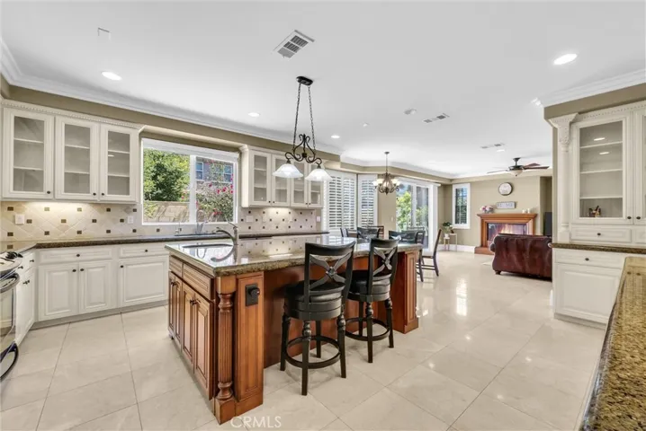 3401 W Lincoln Way, Santa Ana, California 92703