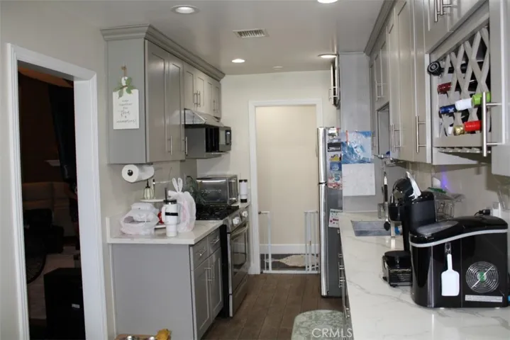 2011 W Katella 1, Anaheim, California 92804