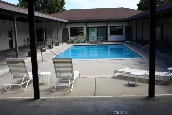 HOA Pool