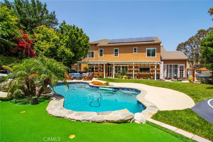 23900 Stagg Street, Los Angeles, California 91304