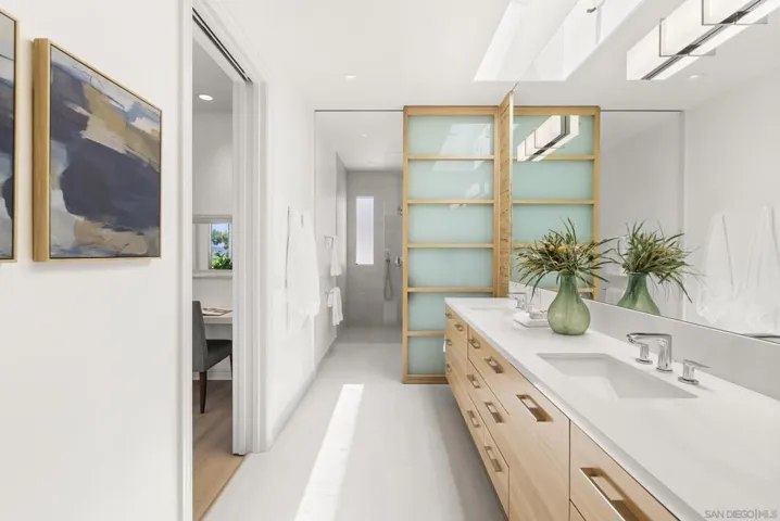 7802 Prospect Place, La Jolla, California 92037