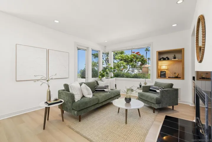 7802 Prospect Place, La Jolla, California 92037
