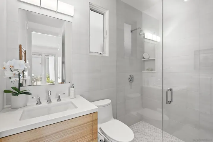 7802 Prospect Place, La Jolla, California 92037