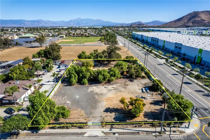 10899 Oleander Avenue, Fontana, California 92335