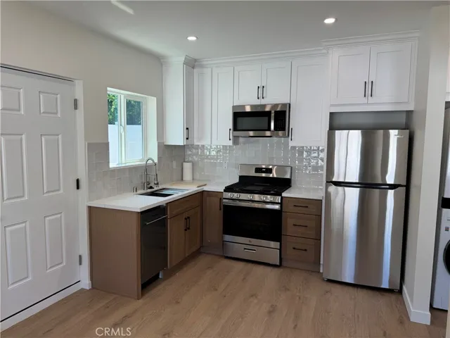 6907 Laramie Avenue, Winnetka, California 91306