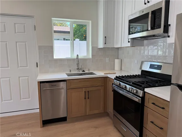 6907 Laramie Avenue, Winnetka, California 91306