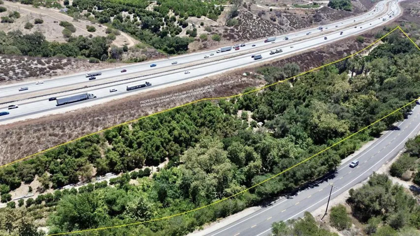 764 Old Highway 395, Fallbrook, California 92028