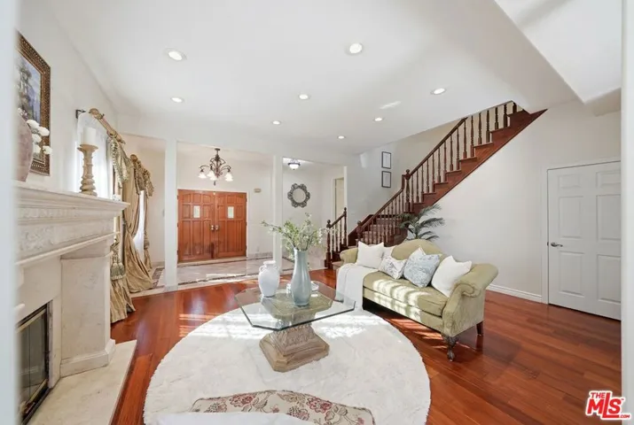 4814 Ramsdell Avenue, La Crescenta, California 91214
