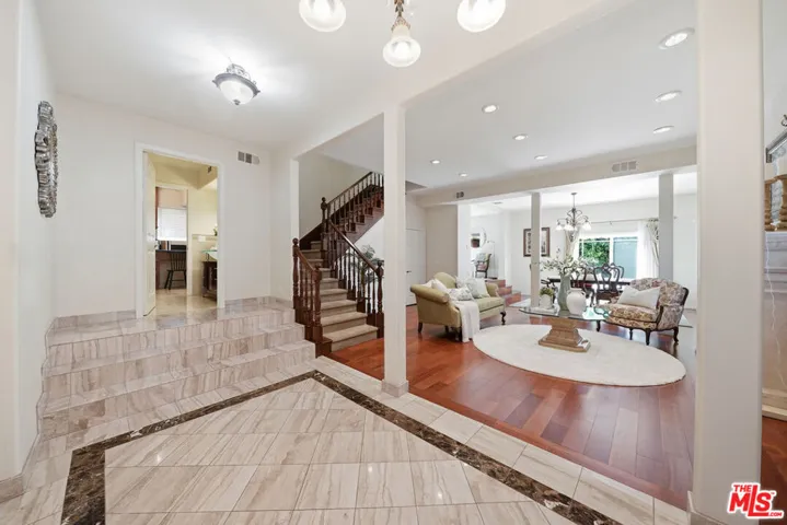 4814 Ramsdell Avenue, La Crescenta, California 91214