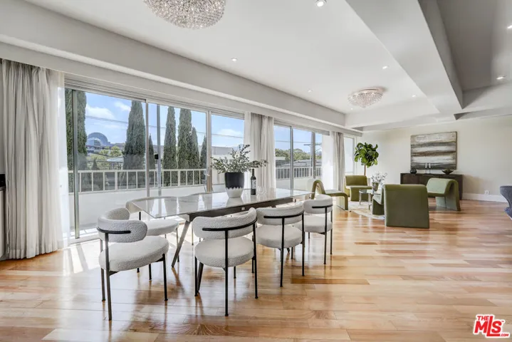 339 N Palm Drive 201, Beverly Hills, California 90210