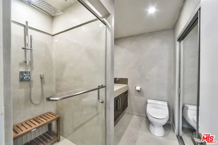 339 N Palm Drive 201, Beverly Hills, California 90210