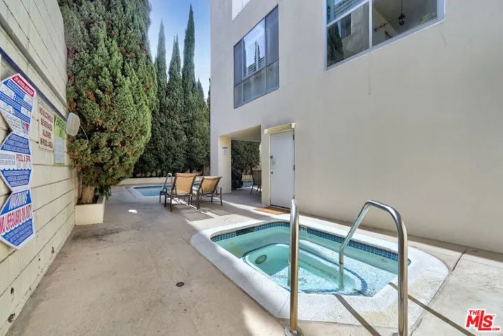 339 N Palm Drive 201, Beverly Hills, California 90210