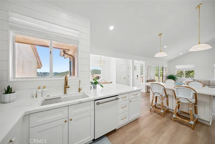 2366 Snowberry Court, Avila Beach, California 93424