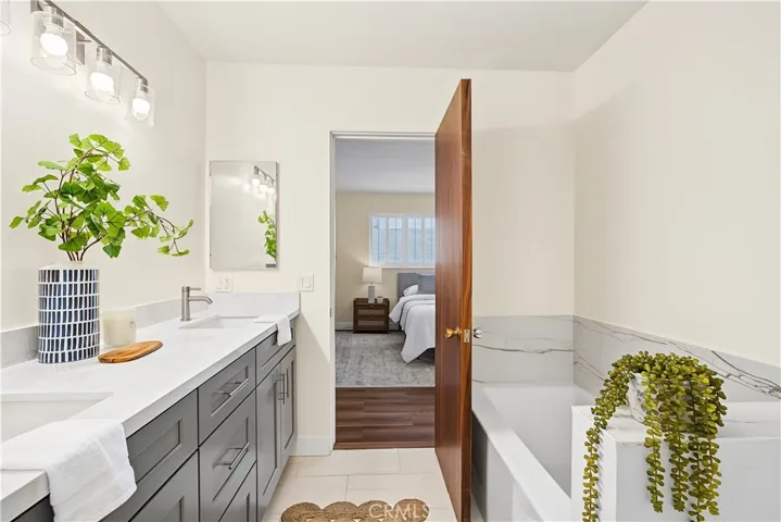 1539 N Laurel Avenue 202, Los Angeles, California 90046