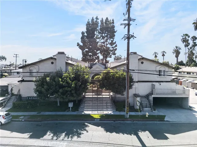 15365 Woodruff 8, Bellflower, California 90706