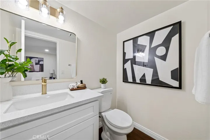15365 Woodruff 8, Bellflower, California 90706