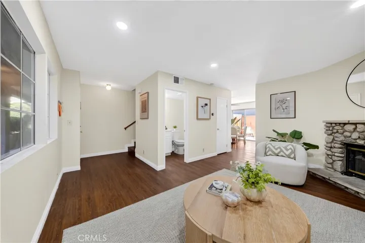 15365 Woodruff 8, Bellflower, California 90706