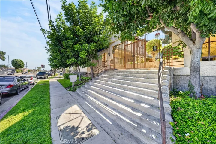15365 Woodruff 8, Bellflower, California 90706