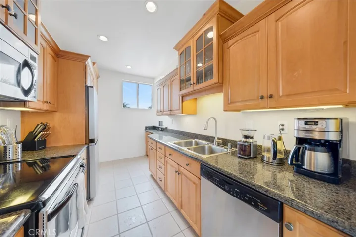 Nicely updated kitchen.
