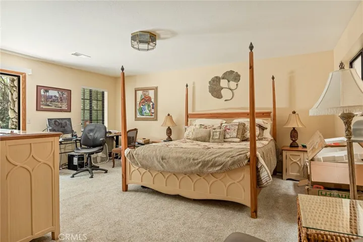 27432 White Fir, Lake Arrowhead, California 92352
