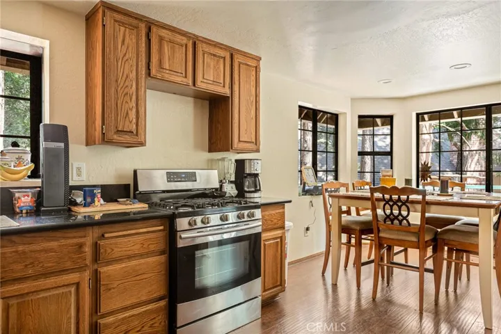 27432 White Fir, Lake Arrowhead, California 92352