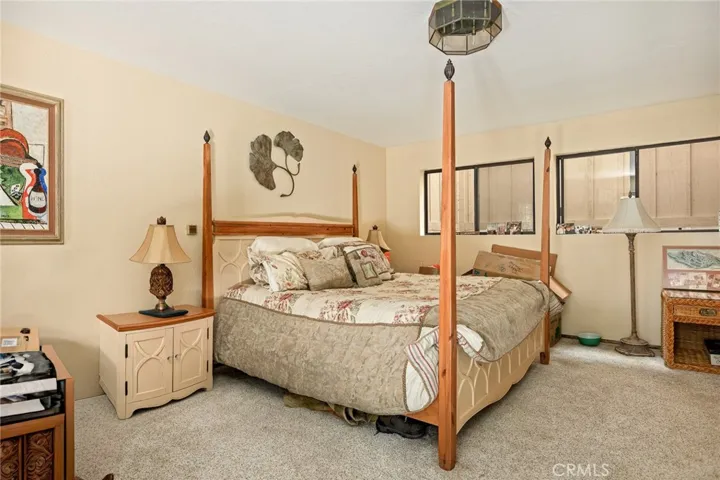 27432 White Fir, Lake Arrowhead, California 92352