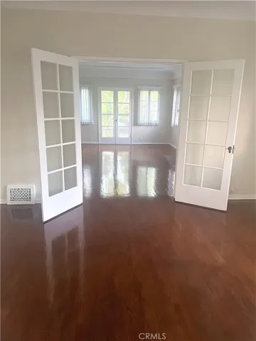 141 N Bonnie Avenue, Pasadena, California 91106