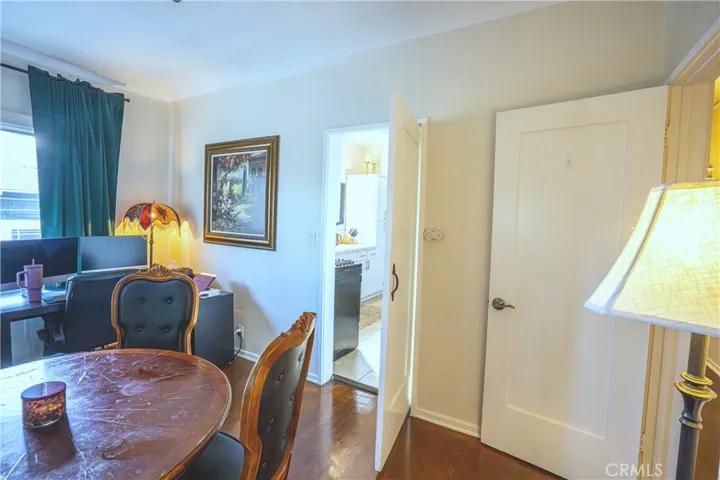 141 N Bonnie Avenue, Pasadena, California 91106