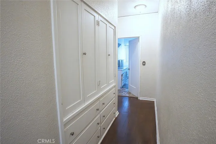 141 N Bonnie Avenue, Pasadena, California 91106