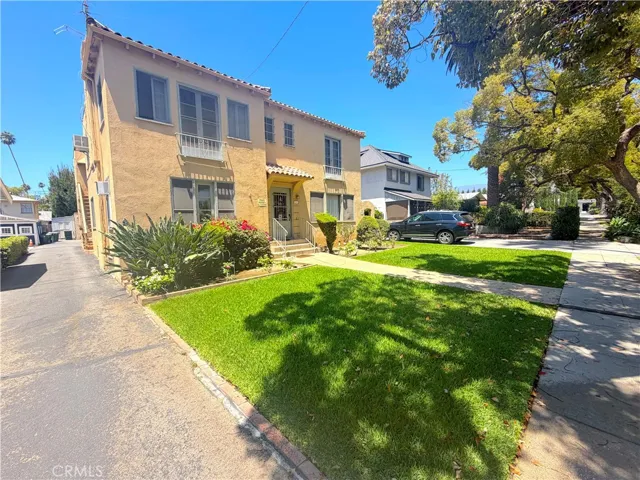 141 N Bonnie Avenue, Pasadena, California 91106