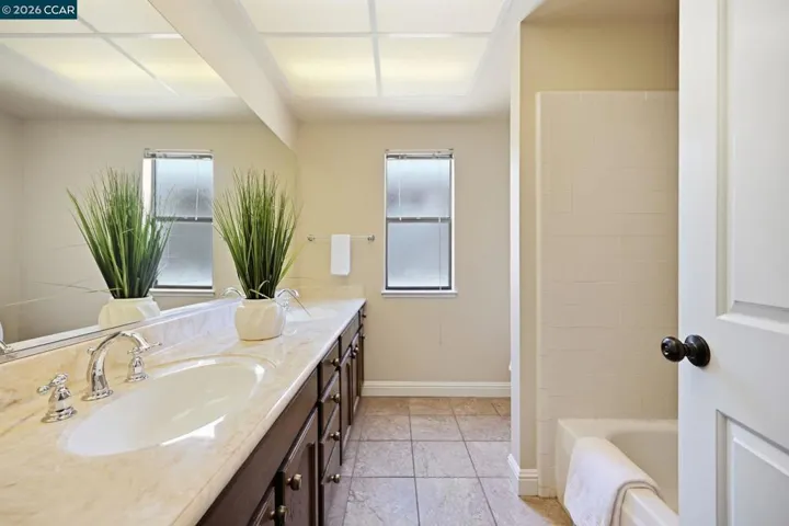 5017 Murchio Dr, Concord, California 94521