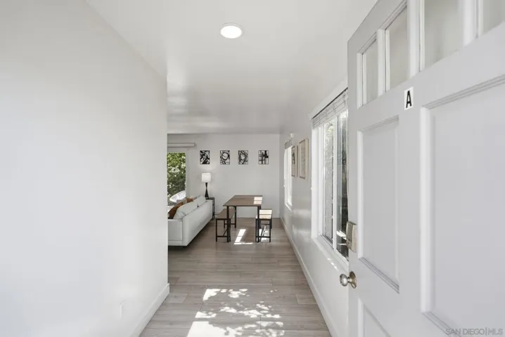 521 Arenas, La Jolla, California 92037