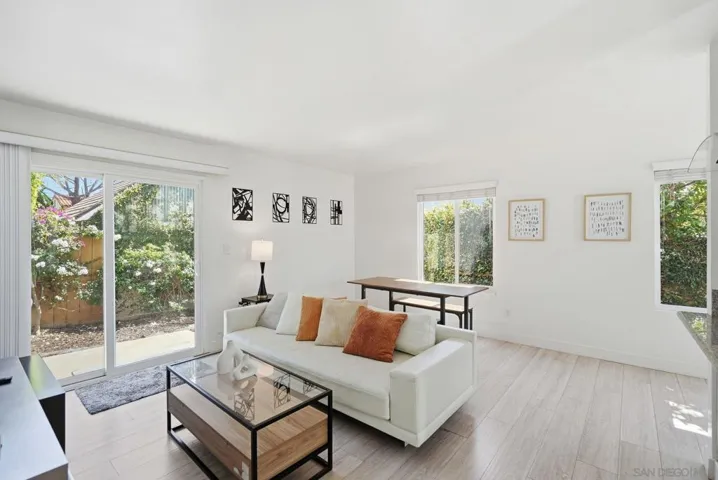 521 Arenas, La Jolla, California 92037