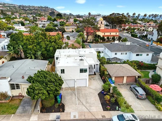 521 Arenas, La Jolla, California 92037
