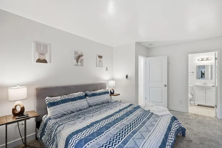 521 Arenas, La Jolla, California 92037