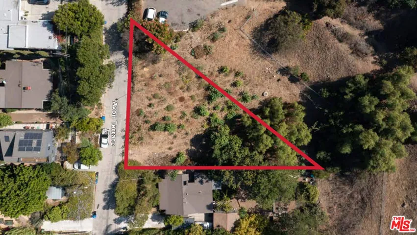 Welcome to 1444 Avon Terrace-