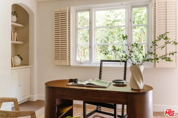 9024 Cynthia Street 204, West Hollywood, California 90069