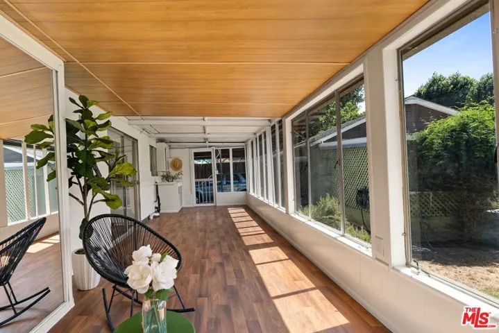 7535 Etiwanda Avenue, Los Angeles, California 91335