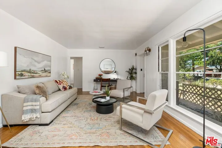 7535 Etiwanda Avenue, Los Angeles, California 91335